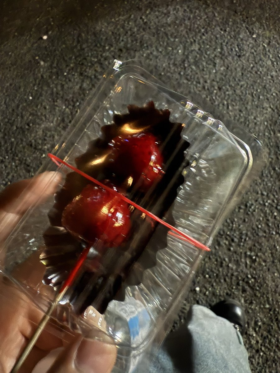 f0hoj's tweet photo. 地元の小さい祭りきたよ https://t.co/llMKWyP5kv