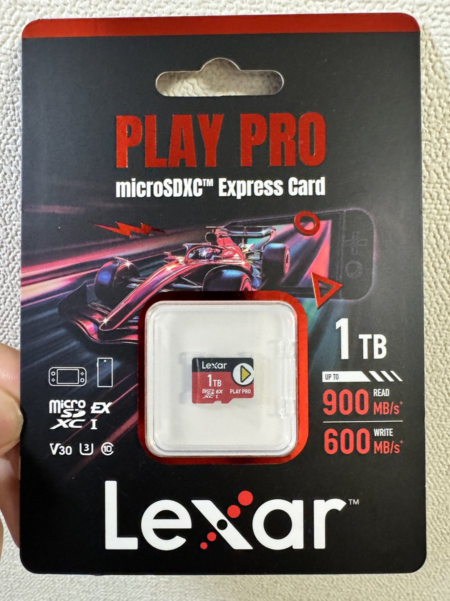 miso9205's tweet photo. そういえばついにSwitch2用にmicro SD Express 1TBを買いました
高かった…
多分1TBでも全部入り切らないので早く2TBをお願いします https://t.co/n41OFPSyoy