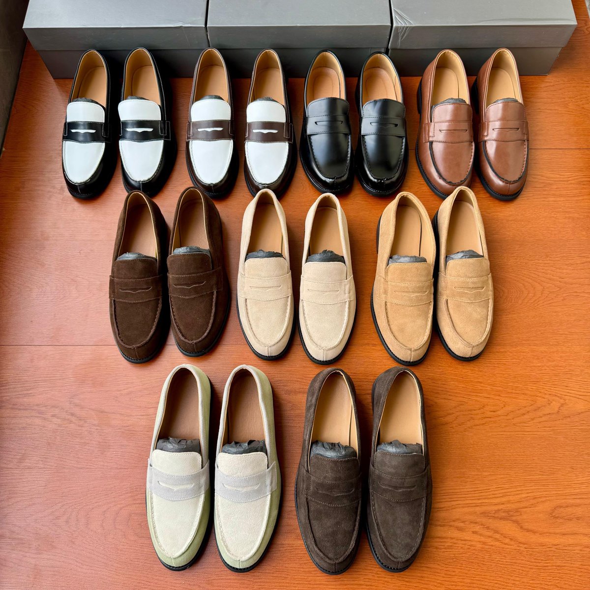 Boboye_Ak's tweet photo. 180 BOXCALF LEATHER AND SUEDE PENNY LOAFERS

40 - 46

70,000 Naira

Please retweet 🙏🙏🤲🤲🧎‍♂️‍➡️🧎‍♂️‍➡️ https://t.co/qRCsGWIflV