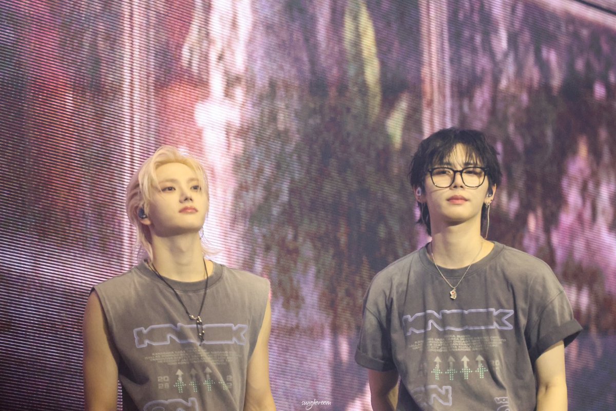 sunghoroom's tweet photo. 260718 NKOCK ON Vol.2

🐈‍⬛♥🐈

#BOYNEXTDOOR #보이넥스트도어
#태산 #성호 #taesan #sungho
#껌치즈 https://t.co/JNhVtJ1sIJ