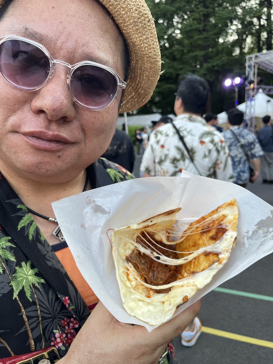 mobis118's tweet photo. 日比谷でアメリカンフェスティバル
キューバサンドめちゃ美味しかった。 https://t.co/VyDej5AuLr