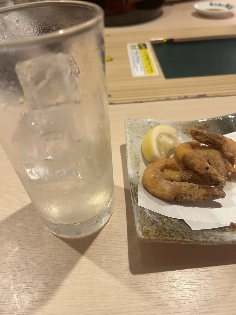 aNasTa_80's tweet photo. 今週いっぱい飲んだ✌️ https://t.co/IfTduBpE13