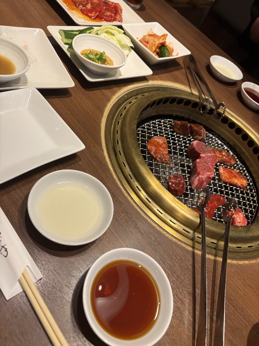 luka_1912's tweet photo. 肉の宴を開���する https://t.co/ReoJZw6443