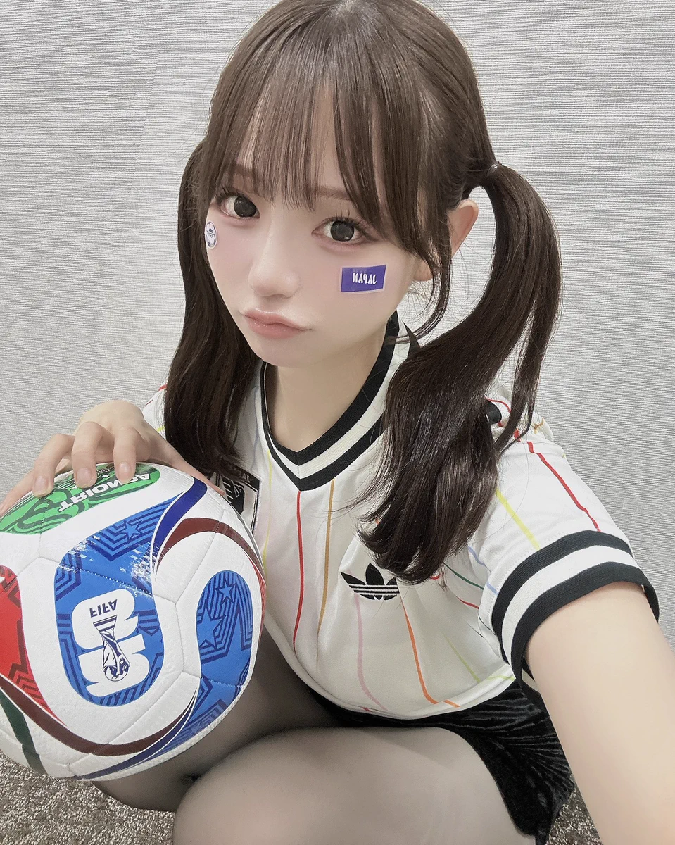 HNlvFmtbsAA3g5U?format=webp&