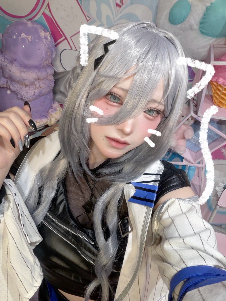 pota__ku_'s tweet photo. ⚠︎︎cos 𝟸𝚓𝟹𝚓 🐰🗞

　　　　　迷い猫だにゃん🐾 https://t.co/iyYUl0mSut