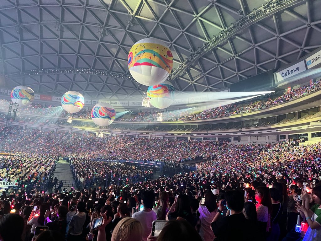 luu_ujo1's tweet photo. 本当にJO1のライブって最高で
楽しすぎて泣いてたよ
またあしたね

#EIEN_NAGOYA_0719 #JO1 https://t.co/TfwfE5BgUq