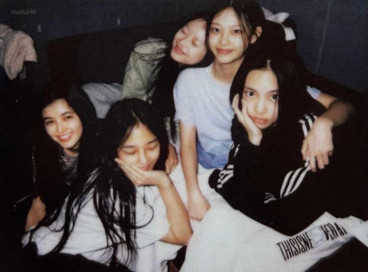 NJZzzzz5's tweet photo. 뉴진스는 뭐라해도 다섯명임 ㅇㅇ https://t.co/CBS866F3Rj