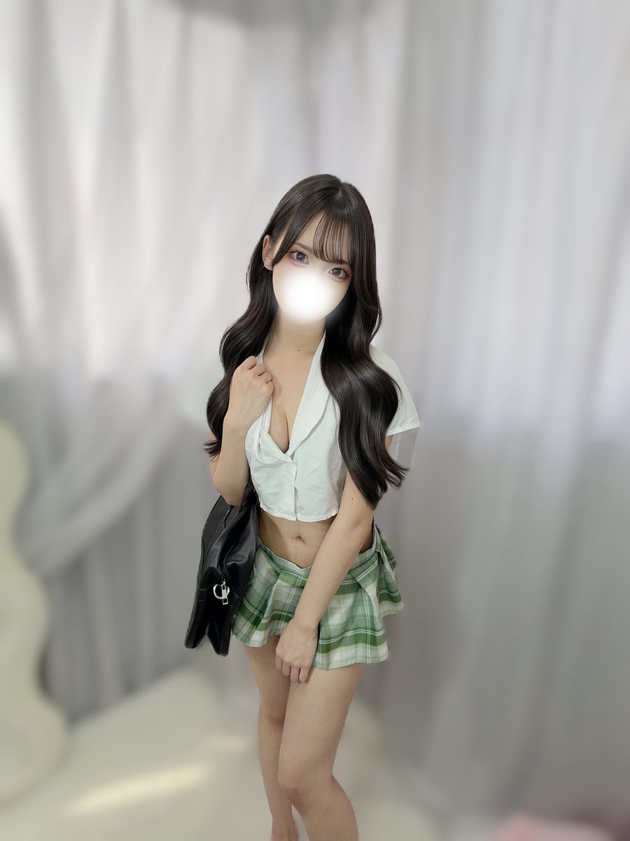 aromaone_yua's tweet photo. 制服！
年下好き？ https://t.co/fQ9lruLjXI