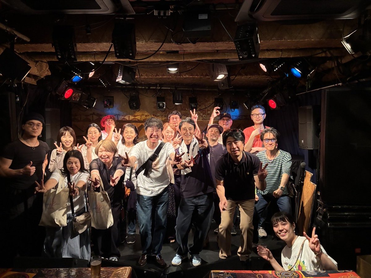 dick_yard35302's tweet photo. 7/18(土)吉祥寺 曼荼羅 皆様ありがとうございました！
高津哲也バンド最高でした♪
joint street park空気を作ってくれてありがとう。感謝です。愛に溢れたイベントでした。次回は9/19(土)阿佐ヶ谷soul玉東京何卒よろしくお願いいたしますー
⁦@tetsuyatakatsu⁩ ⁦@JointPark⁩ @Manda_la_1 https://t.co/oBsvo6A2XE