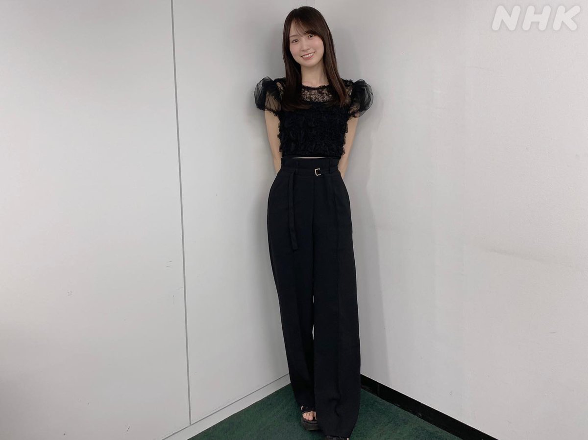 nhk_radirer's tweet photo. ⋱ 🧡#賀喜遥香 ちゃん💚⋰
👗#らじらーファッションチェック 👗

さくたん「かわいい～～！オールブラックなんですけど、フリフリ！」
賀喜「らじらー！のために初めて着ました！」

🌸同時配信はこちら🌸
https://t.co/x5sTKBxIQH
#nhkらじらー #乃木坂46 https://t.co/Gu5hML89EX