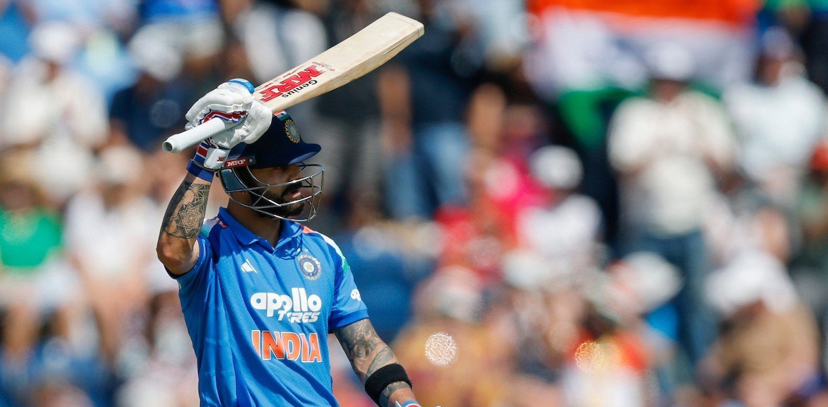 KingKong101's tweet photo. 💔 KING KOHLI'S BRILLIANT KNOCK COMES TO AN END! 👑🇮🇳

Virat Kohli departs after a superb 74 off 60 balls, keeping India in the chase with another classy innings. A top-quality knock from the King! 👏🔥

#ViratKohli #KingKohli #TeamIndia #INDvsENG https://t.co/Zy2nPfDpDN