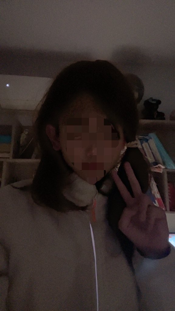 abc45516949631's tweet photo. 发一下去年的库存喵 自从差点被家里人发现后 东西全都被我给丢了 过了快一年正常生活 还是想成为可爱的男娘啊😭 https://t.co/ChXdQvrDFa