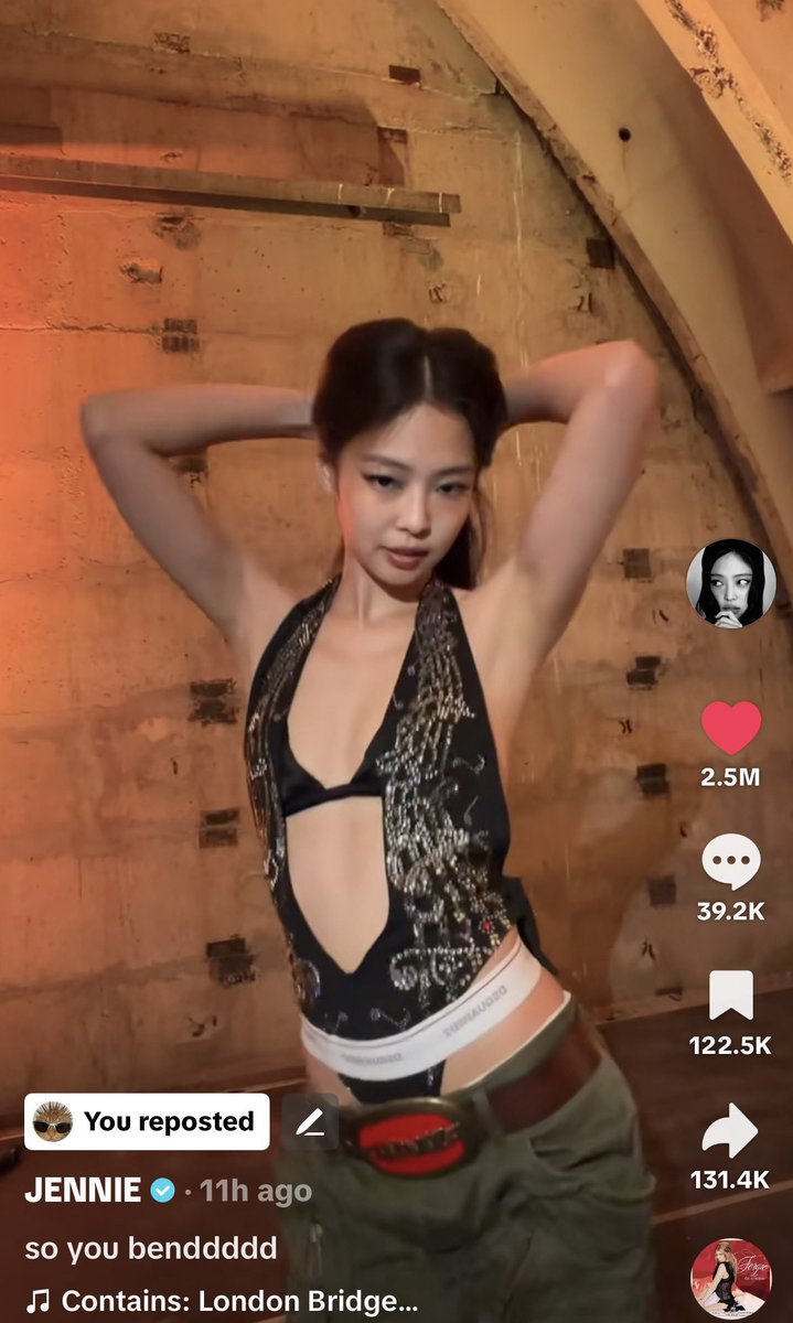 yk2aii's tweet photo. She really like to give clues bro i’m so speechless lmfao https://t.co/NUIRUEbmmX