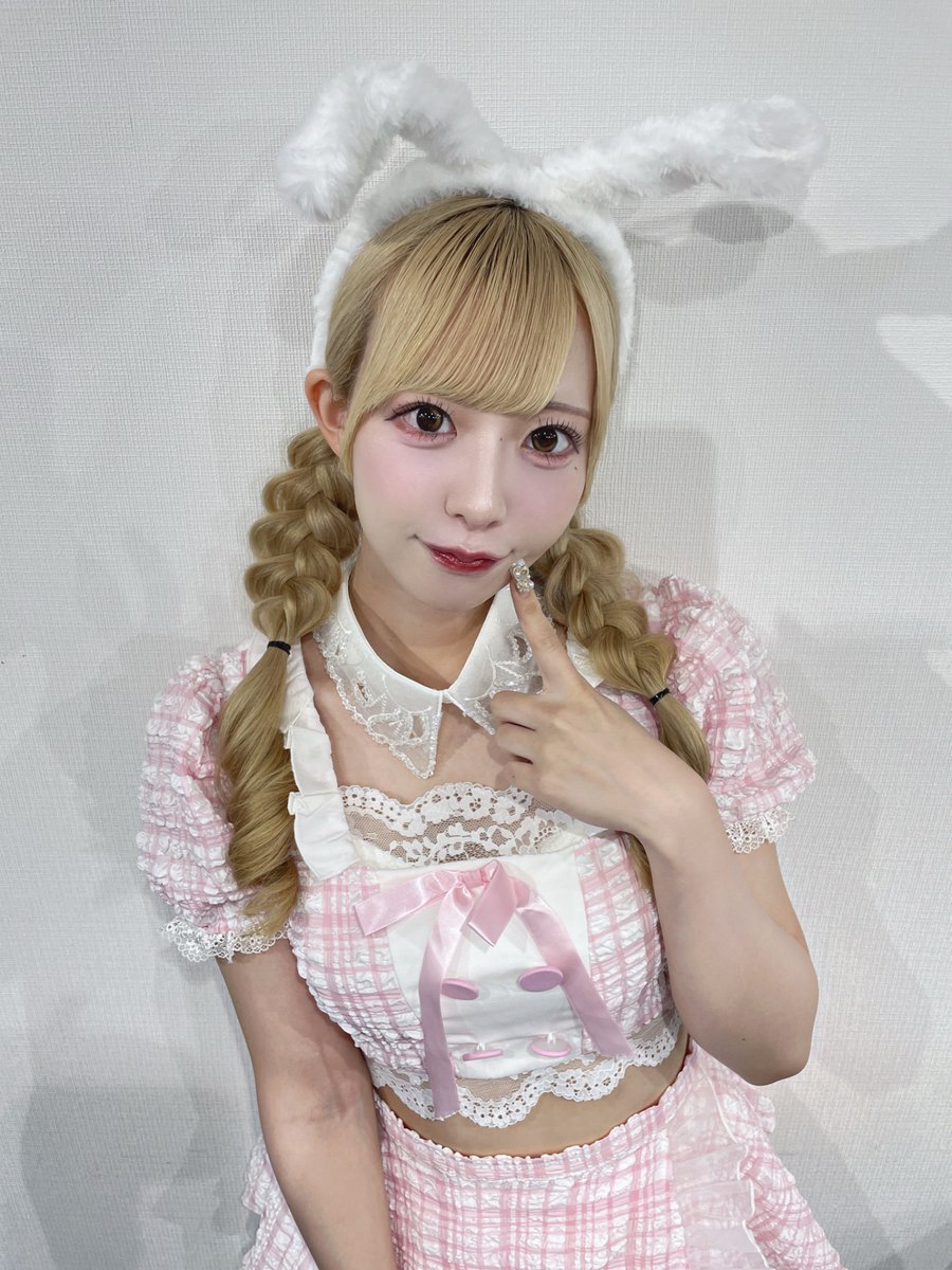 おはよ♡ わがままうさちゃんでもいい？🐰🎀💭