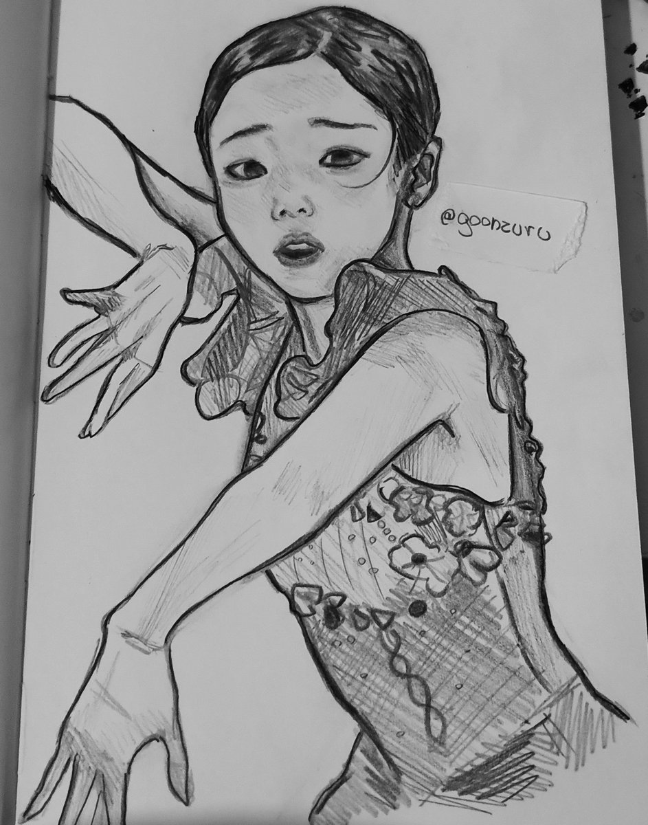 goonzuru's tweet photo. Finally drew this godly pic of Marin 🐱 https://t.co/ZHj9avjuuy
