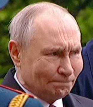 jalle51's tweet photo. Putin bränner 827 miljoner dollar om dagen på ett krig han inte vågar förlora — och inte längre kan vinna https://t.co/HtyMyiCsCd