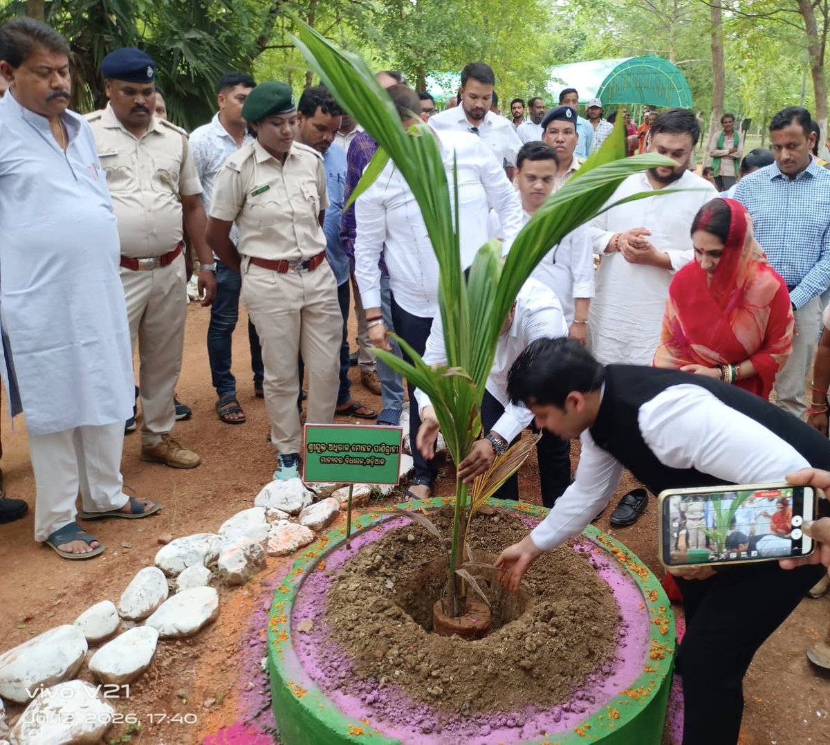 tapaswini_sagar's tweet photo. Inauguration of Nagar van, khariar https://t.co/Gr7DhYzg2m