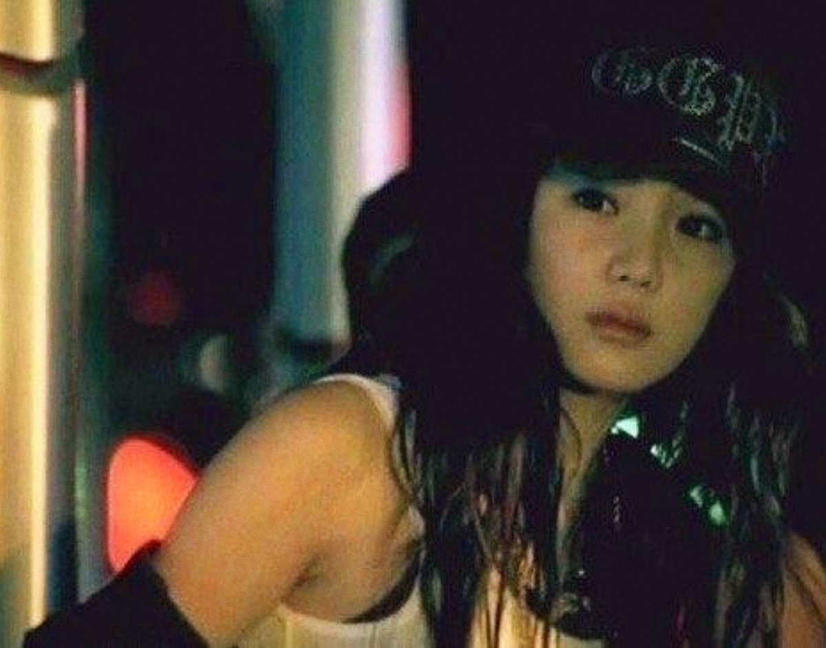 ParkBomBuzz's tweet photo. PARK BOM — ANYSTAR 2006 🫶💚

#PARKBOM #박봄 https://t.co/GuCgiSjHO7