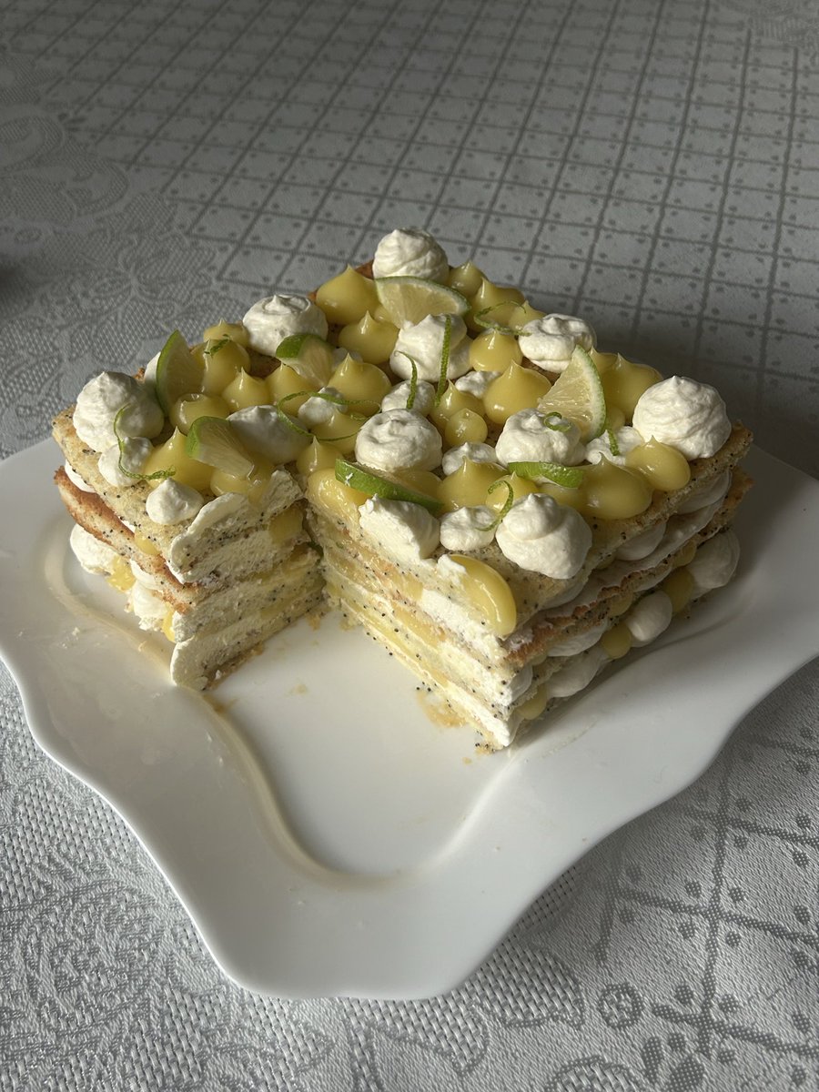 maisstarrkey's tweet photo. citron pavot huile d'olive 😋 (j'ai cook smr) https://t.co/xea6FZbXgz