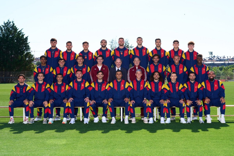 JustinBrannan's tweet photo. If you rooted for Cape Verde, Curaçao, DR Congo, Egypt, Côte d’Ivoire, Norway, Morocco or Japan along the way, then you are rooting for Spain today. The underdog delegation has spoken. #FIFAWorldCup @SEFutbol #VamosEspaña https://t.co/AkuESBkjEr