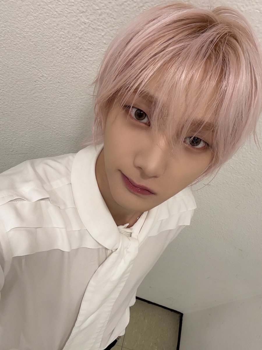 YEPPI_HO's tweet photo. 너~~~~무 행복한 꿈이었어!!!!! 나도 늘 사랑해🖤🩷 https://t.co/a0m6gDd3md