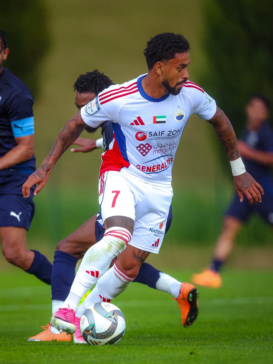 SharjahFC's tweet photo. المـ👑ـلك يفوز على أبها بهدفين مقابل هدف، في ثاني تجاربه الودية بمعسكر الإعداد بسلوفينيا
سجل هدفي الشارقة چوليمار وعثمان كمارا
#نادي_الشارقة https://t.co/eJLHyIDv0a