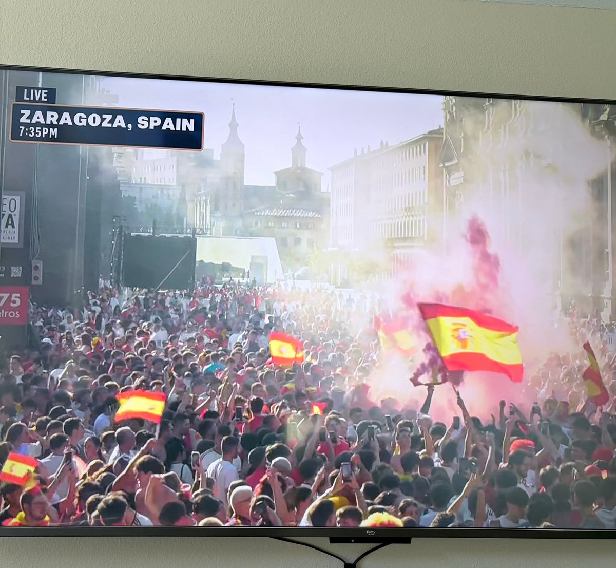 enjoyzaragoza's tweet photo. La Plaza del Pilar de #Zaragoza ahora mismo en directo en FOX para todo Estados Undos 👏🇪🇸🇺🇸

Foto de @joedigirolamo https://t.co/xlXMxXKf0t