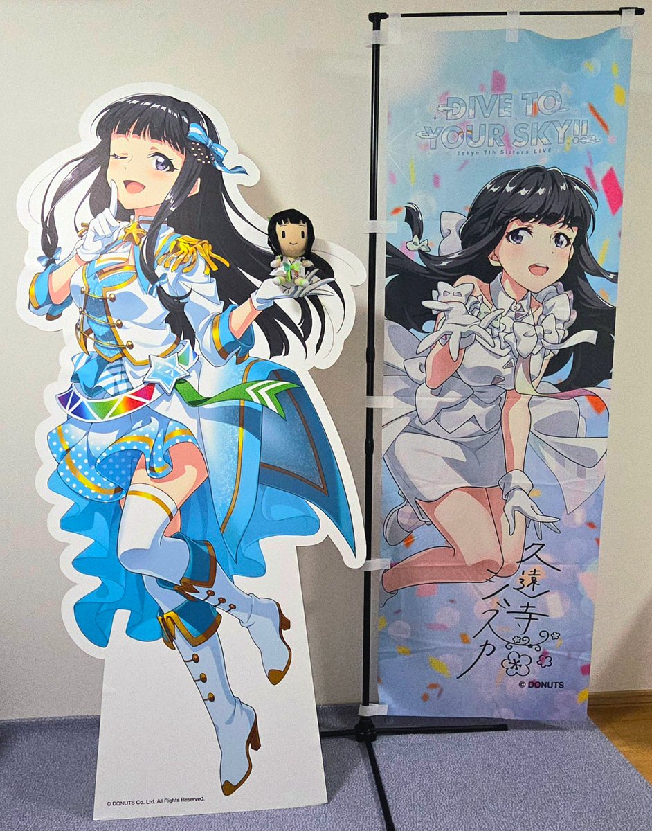 genocideedge's tweet photo. シズカ嬢お誕生日おめでとう！
今年は左手に強引に人形(？)乗せてるようにみせた。 https://t.co/WGaGtjqDzv