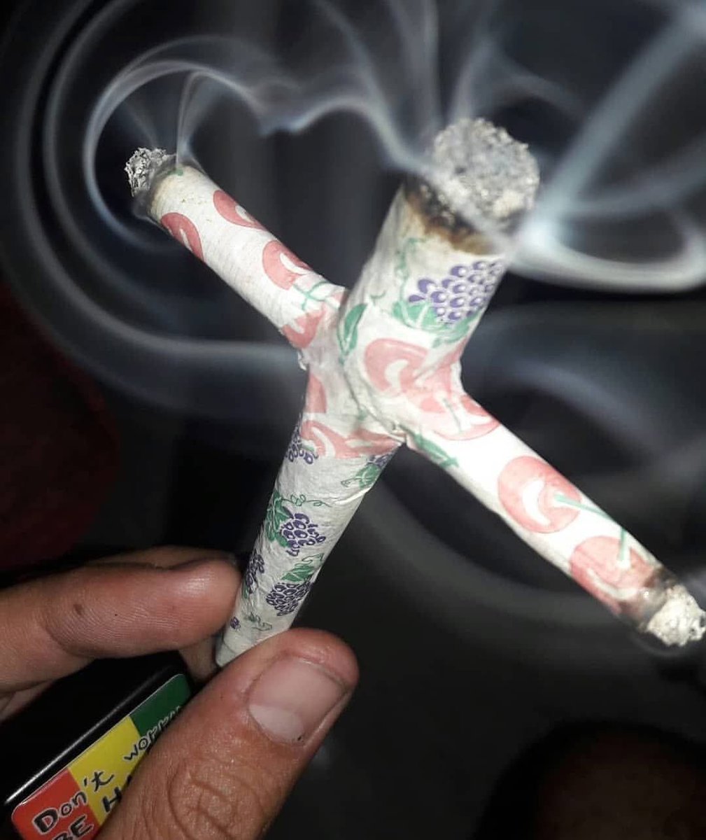 budboxpuff_'s tweet photo. Fruity Cross J'

https://t.co/KnwpUDHuB4 https://t.co/y0TOhwFpKk