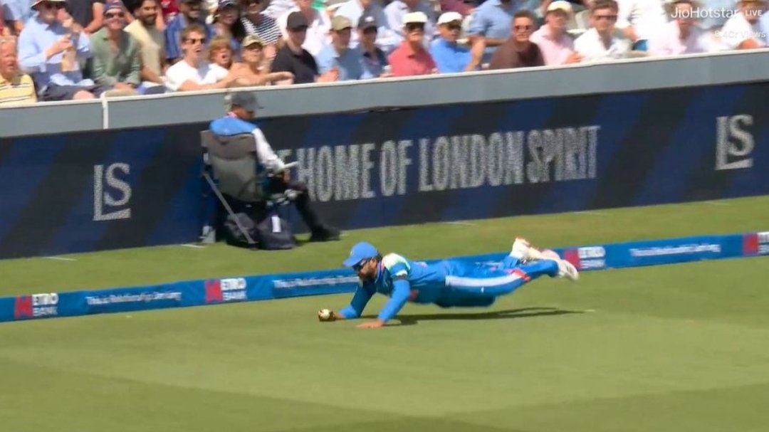Rathwa0019's tweet photo. At 39, Rohit Sharma is still giving his all on the field 🔥
#INDvsENG #RohitSharma #Abcricinfo https://t.co/ZwuBYh0P2w