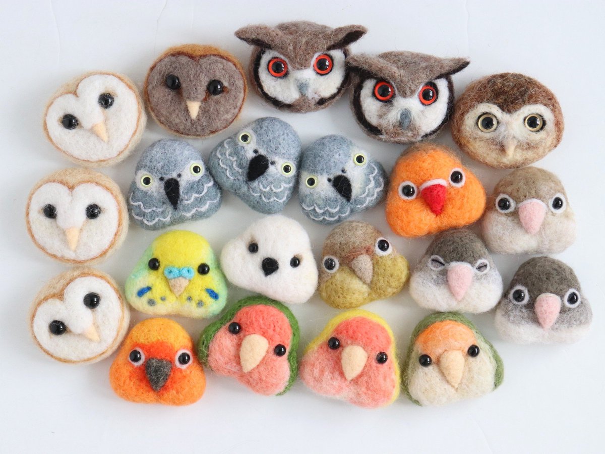 ryokoinjp's tweet photo. 鳥フェス北九州用に追加で作ったブローチたち。店頭には30〜40点ほど並びます。
#鳥フェス北九州 https://t.co/YkRO2w4DgC