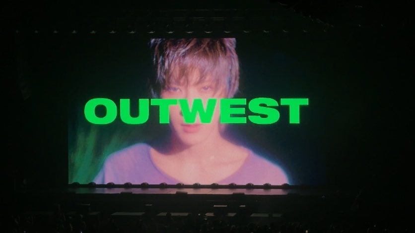 PLATATEE's tweet photo. OUTWEST 
THIS SEPTEMBERRRRRR

กรี้ดดดดดดดดดดดดดดดด

#TENCORE0110Concert_Day3 https://t.co/HYTiZlzVlw