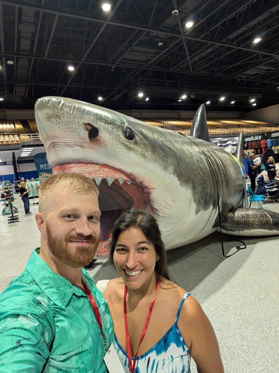 sharkg33k's tweet photo. Who's ready for Day 2 of @Shark_Con !?
I'll be live in Twitch at 12pm EDT to give you guys a peek inside the con!
https://t.co/DeYou5hDF2
#shark #sharks #sharkcon #sharkweek https://t.co/inJJM7Fuk8