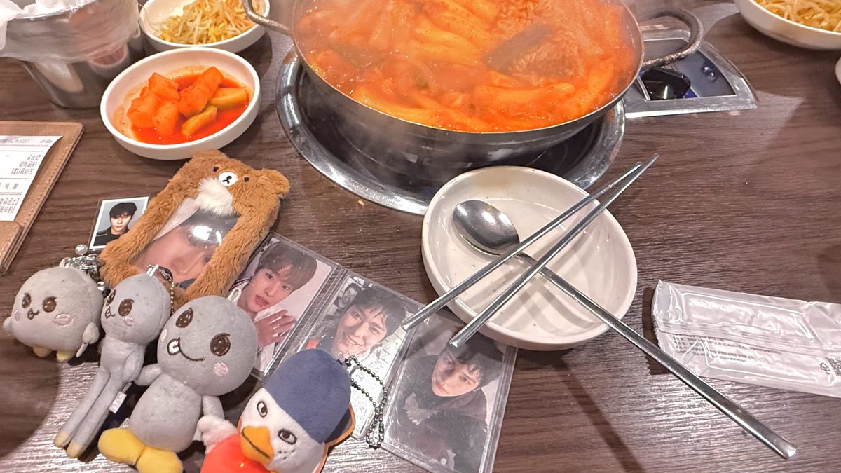 l2v5ee's tweet photo. 소히 봐서 조아 올해 내 이름 젤 많이 불려진 날인듯😵 https://t.co/wfuddeFGcm