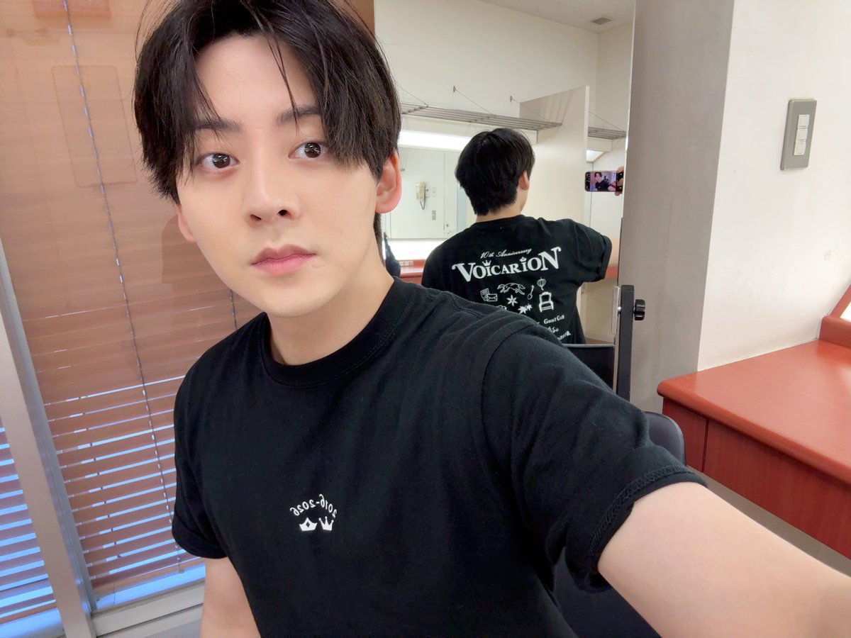 maximum083's tweet photo. 牧島です！

今日は藤沢文翁さんのイベントゲストでした！！楽しかったー😂

いろんな話が聞けましたね！
演奏や歌も素晴らしかった！
良き時間でした。

そういえば髪切りました！似合ってますかね？？自分的にはこのくらいの長さが1番落ち着きます！
次にみなさんに会えるのはラヴ・レターズかワンマンライブかな？？
楽しみにしています😌