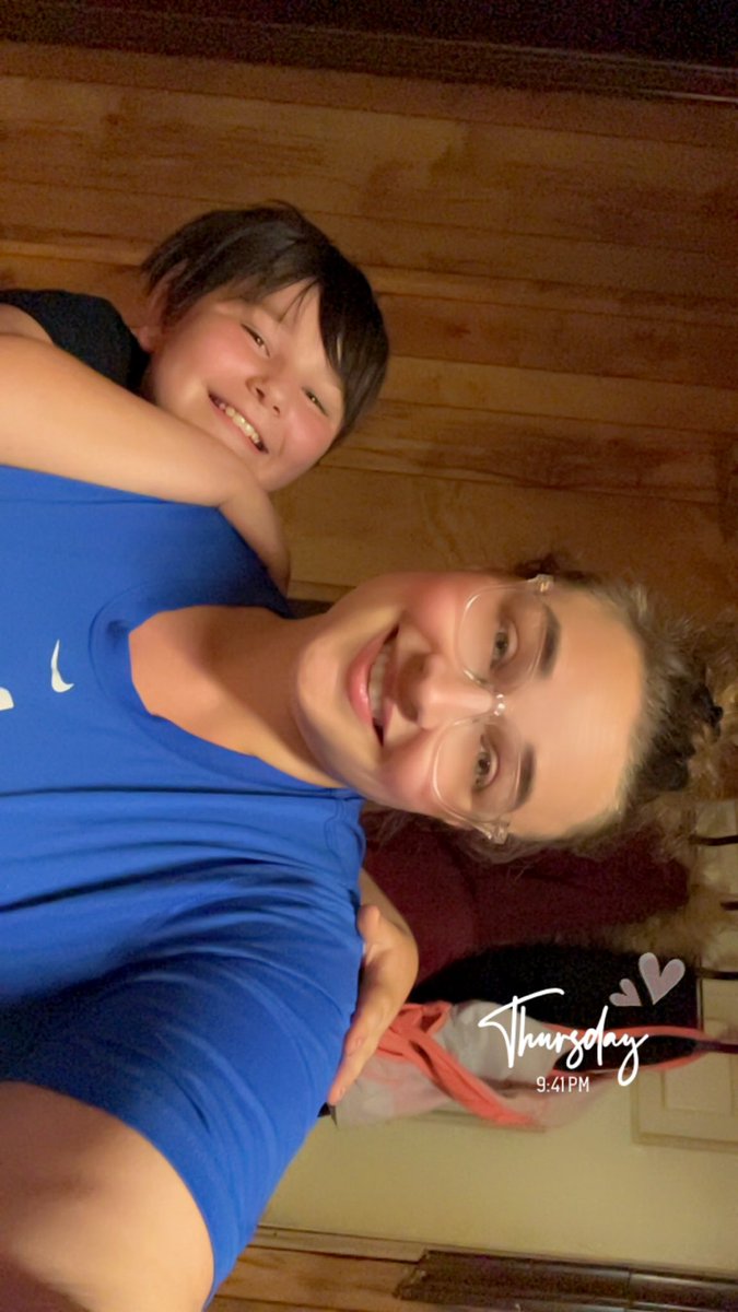 JuliePurdom94's tweet photo. My kids deserve so much better and I’m trying my hardest! Working, applying everywhere and getting denied. I love you guys and mom promises we will have a car and home soon! #homeless #singlemom #pleasehelp https://t.co/53CWGGcE64