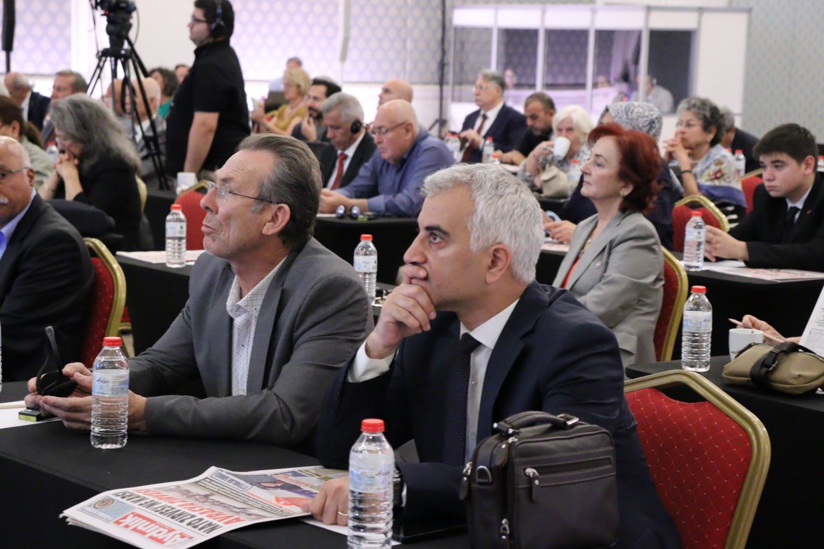 dunyamer_com's tweet photo. Kyoto Üniversitesi Hukuk Fakültesi􀄜Öğr. Ü. Dr. Pascal Lottaz:

"Eski paradigmanın ayakta kalan son dinozoru gerçekte NATO'dur ve bu eski paradigma, NATO'nun giderek zayıfladığını gördüğümüz bu süreçte parçalanmaktadır." https://t.co/jRWYjGyGF4