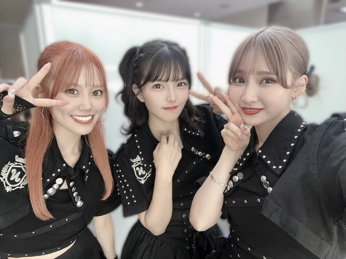 yukimimoeri's tweet photo. #なんハロライブ 10th Anniversary有難うございました㊗️

・JUICY HE@RT
・ロッタラ ロッタラ
・My Days for you
・MY BOY

カバーさせていただきました！何度も映像をみてフロアを想像してましたが皆さん暖かくて本当に嬉しかったです涙

prinkの2人に心からの感謝です
一緒に出てくれてありがとう💐 https://t.co/0WmPI97i7Z
