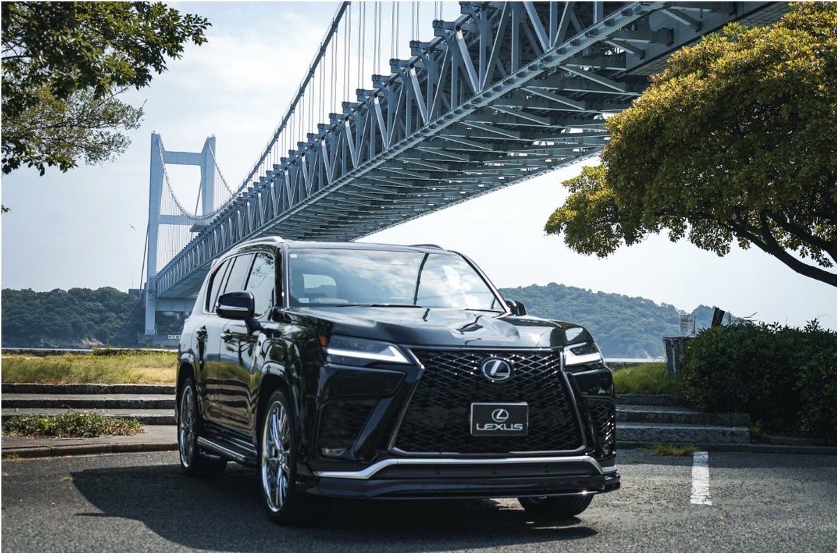 car_yukio's tweet photo. 2026.07.19.
LEXUS LX 岡山県の旅。、🚙🚗‼️
今日は久しぶりの友達白色LXコラボ撮影会でした。🙇♂️🤗
撮影者さんは、たーぜっとさん��した、暑い🥵中ありがとうございました😊。
.
#岡山県
#瀬戸大橋
#田土浦公園
#lexuslx600
#lexuslx700hfsport
@___tz34
@ka_077.o https://t.co/NMR2iieolN