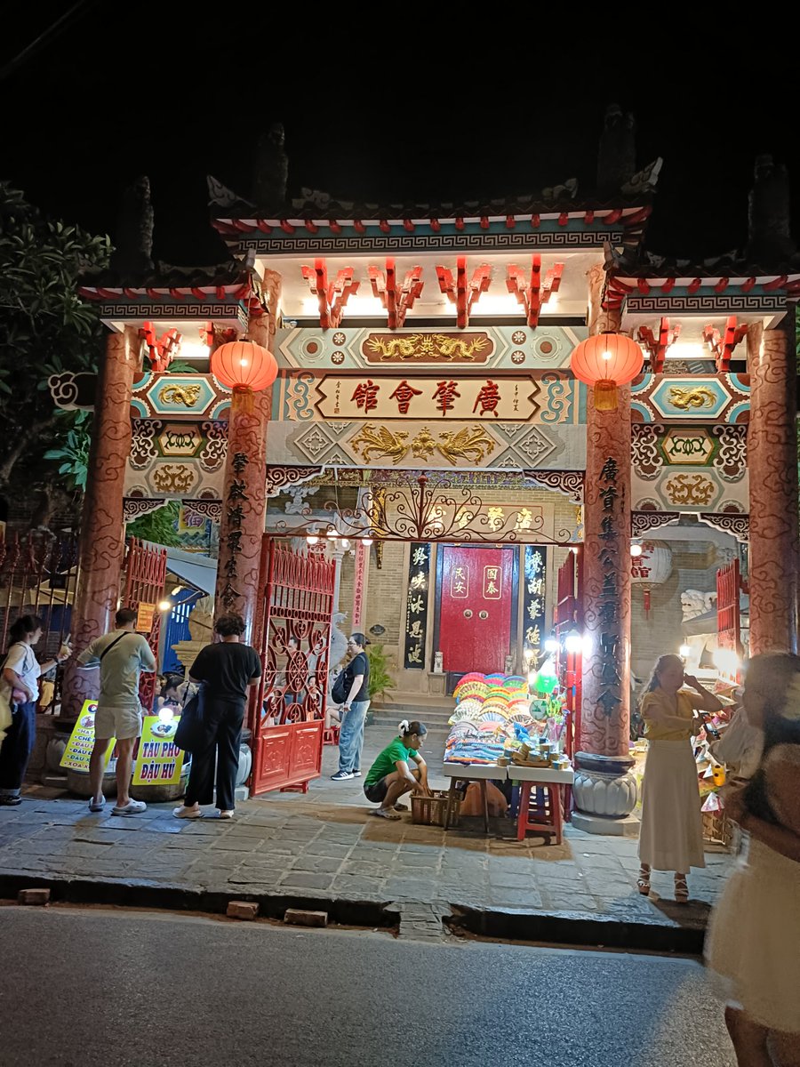 miyanoe057's tweet photo. 無事帰宅。
真夏のベトナム(ダナン、フエ)は酷暑でしたが、歴史好きにはかなり楽しい街でした！近年の経済発展での開発三昧との対比も楽しい。
円安でもまだ割安に感じられる物価だったのもありがたかったです😅 https://t.co/It12aTTmmK