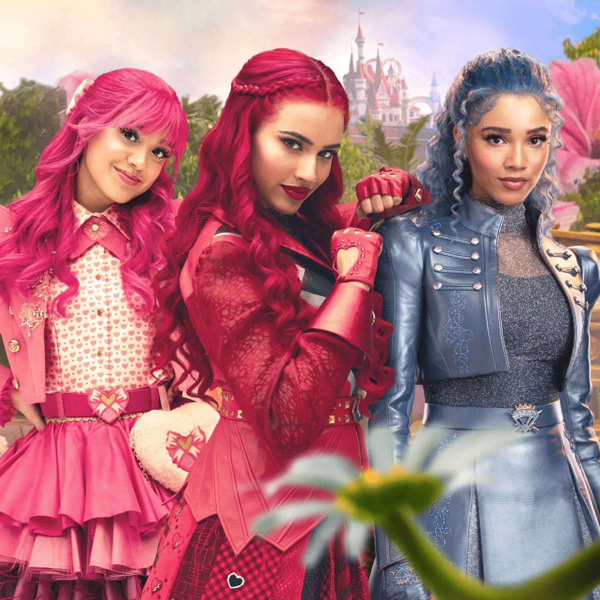 InfoDisneyHulu's tweet photo. É HIT! ⚔️❤️

Descendentes: Wicked Wonderland estreou em #1 no top 10 do Disney+ em mais de 71 países, incluindo Brasil, Estados Unidos, Reino Unido, Canadá, Austrália, Portugal e Itália.

— É atualmente o filme mais assistido da plataforma, superando Avatar: Fogo e Cinzas.