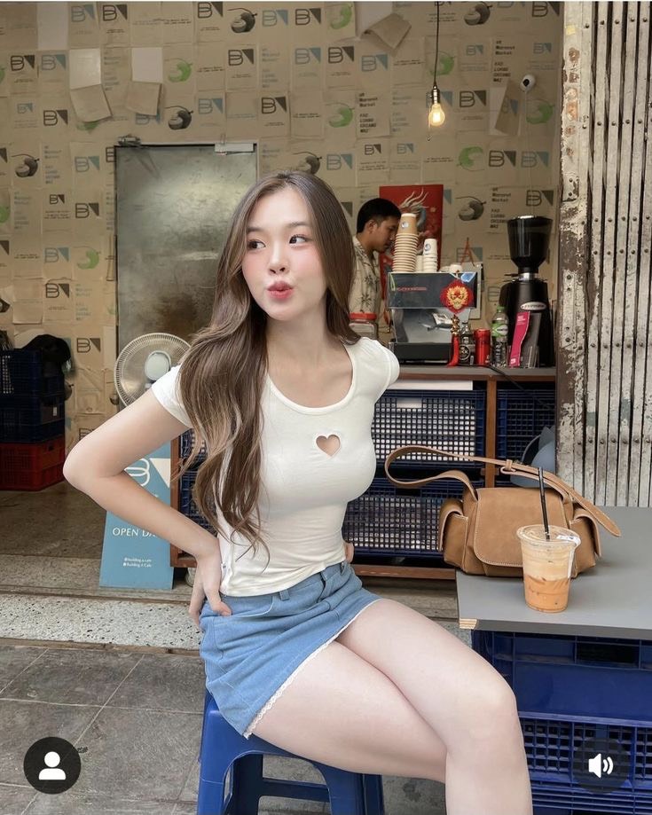 Candelariazffw's tweet photo. 🦑✨ สดใหม่ทุกคำ… ปลาหมึกย่างเตาถ่าน
เสิร์ฟพร้อมน้ำจิ้มซีฟู้ด ปลาหมึกเนื้อเด้ง 🍀🍒
ย่างหอมกำลังดี น้ำจิ้มรสจัดจ้าน ฟินทุกคำ

ไอดีLine : 2422vv

#รับงานอุบล อุบล #อุบล https://t.co/8C0kNwMwXv