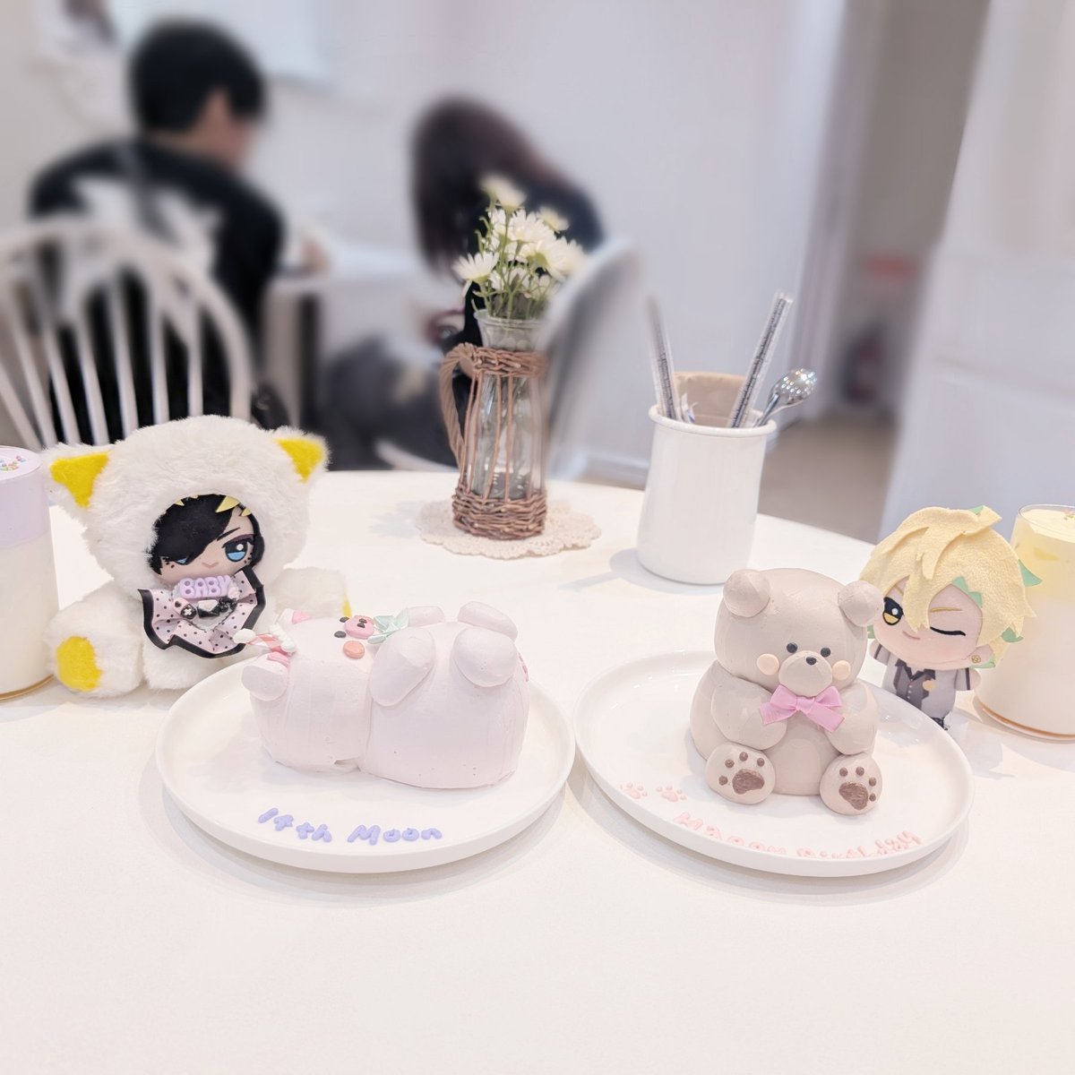 14nyan_moon's tweet photo. 大好きなお友達がお祝いしてくれたт  ̫ т♡
ｱﾏﾝﾀﾞさん概念ケーキ可愛すぎたよ🪄.*
本当にありがとう߹𖥦߹🩷 https://t.co/NznjPaSw32