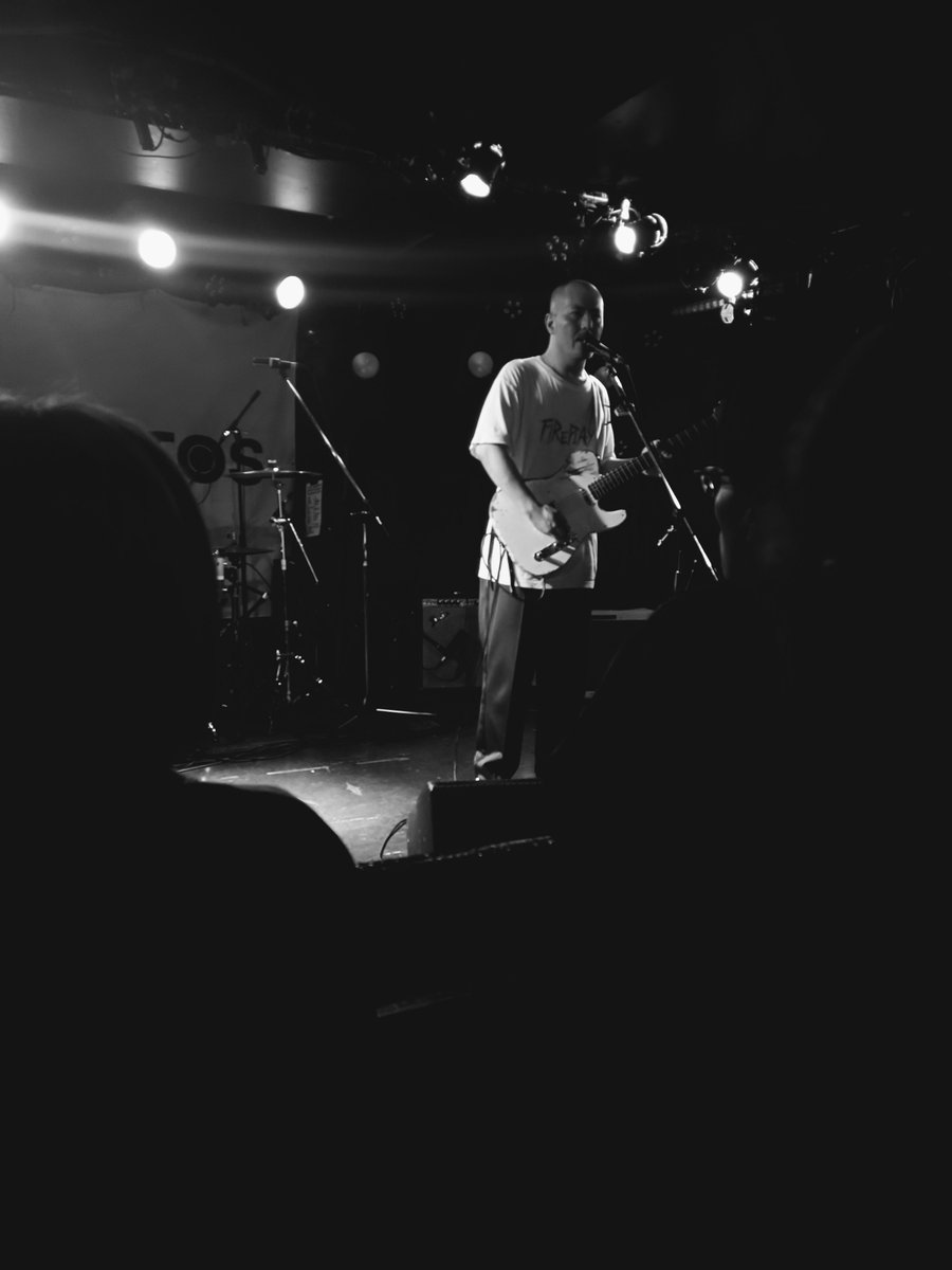 inexplicabro's tweet photo. SEMENTOSありがとう。今まで見に行ったライブの中で一番ギタートーンが気持ちいい https://t.co/Ztyi0kjCBi