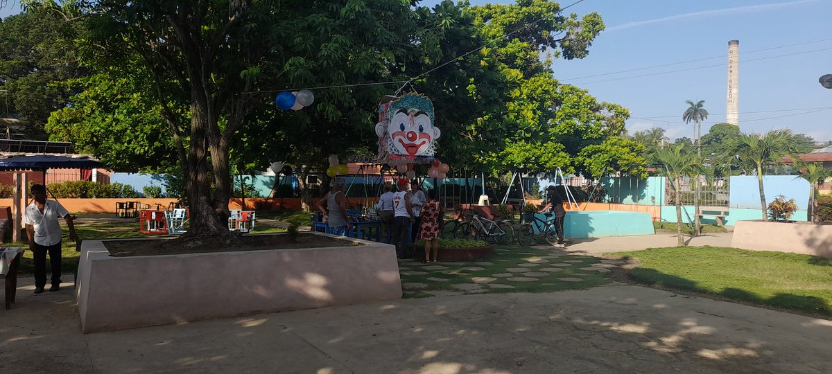 ovalle_verdecia's tweet photo. #Niquero, actividades por el día de los niños, muchas felicidades a todos. #ProvinciaGranma #Niquero #GranmaConmigoCuenta @BorgesOlivero @DiazCanelB @YudelkisOrtizB https://t.co/5HfVeBzCdx