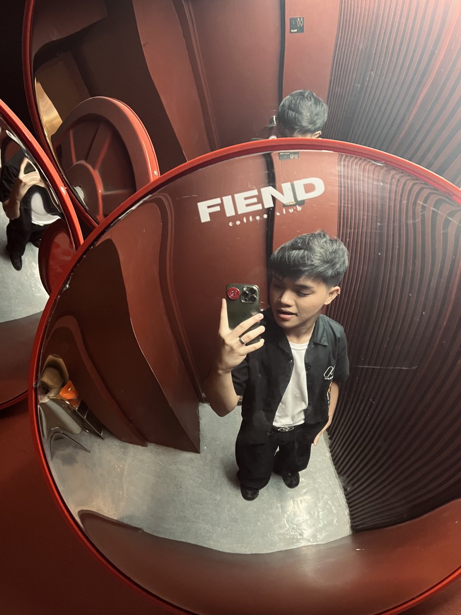 jomalauv_'s tweet photo. fiend dvo https://t.co/fnmM8ztqEz