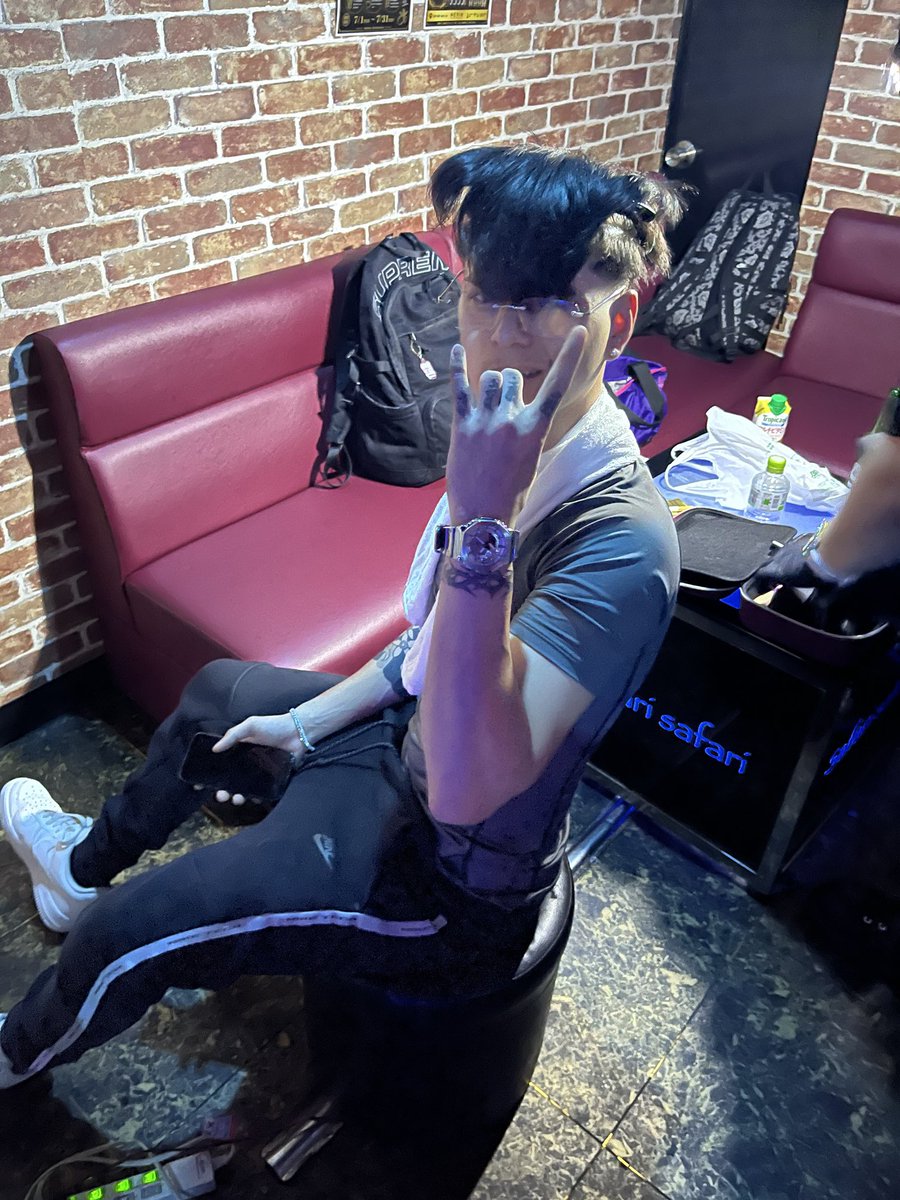 nobash042's tweet photo. 箱でテイパーするやつ他おる？
shoutout barber Hiro 🅱️ https://t.co/jduKKQJiKt