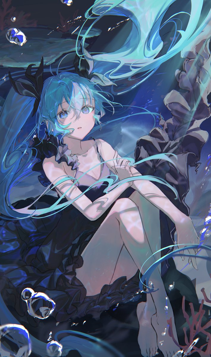 potepalette's tweet photo. 深海少女ミクちゃん、完成まで
ラフ→線画→キャラ塗り→背景＋加筆 https://t.co/NLvOWvTLCW