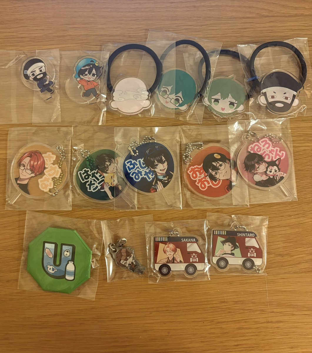 cd3_sc's tweet photo. 譲
画像参照

求
元ポスト未所持特典or買取

 #高田村交易所交換譲渡 https://t.co/GcmZYqLesT