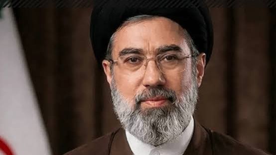 zoro_zoro_1337's tweet photo. سلام و عرض ارادت به رهبر عظیم الشان انقلاب که جانشین امام زمان (عج) است

#لبیک_یا_خامنه_ای https://t.co/BQvB09kuYn